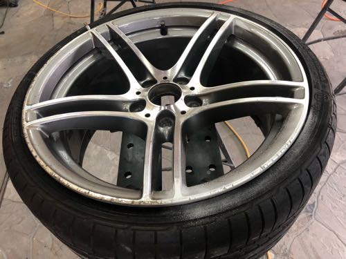 BMW 純正ホイール修理