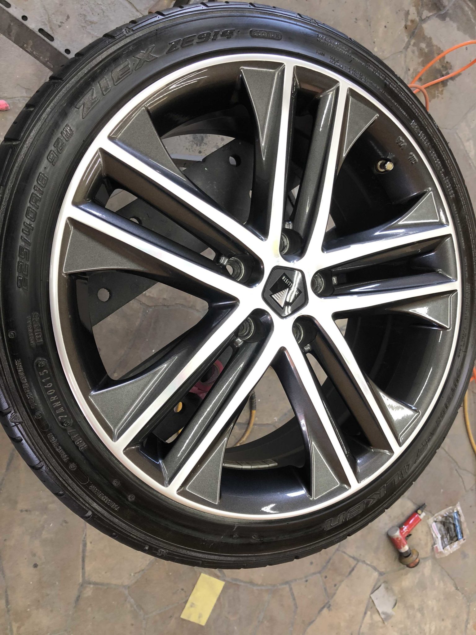モデリスタ20インチホイール ガリ傷一切なし 塗装剥離修正 modellista wheel repair/アルミホイール修理塗装のTOTALREPAIR KOM